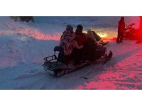 Kayak merkezinde telesiyej arızalandı, mahsur kalan 9 kişi kurtarıldı