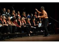 Manavgat Belediyesi TSM Korosu’ndan ‘Karışık Kaset’ Konseri