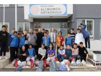 Elmalı’da okullara spor malzemesi dağıtıldı