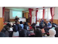 Mersin emniyeti öğrencilerle yönelik bilgilendirme çalışması gerçekleştirdi