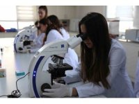 ALKÜ’de sağlık öğrencilerine fırsat eğitimi