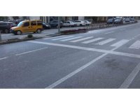 Kontrolden çıkan motosiklet aydınlatma direğine çarptı, ibresi 102 kilometrede takılı kaldı