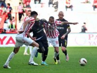 Trendyol Süper Lig: Antalyaspor: 2 - İstanbulspor: 2 (Maç sonucu)