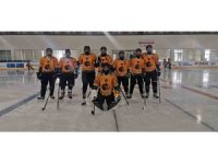 Akdeniz Üniversitesi Buz Hokeyi Kadın ve Erkek takımları ilk ciddi sınavlarına çıktı