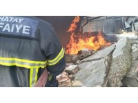 Antakya’da sanayi sitesinde yangın çıktı