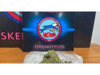 İskenderun’da 200 gram esrar bulunduran şüpheli yakalandı
