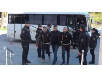 Alanya’da 1 kişinin ölümüyle sonuçlanan silahlı saldırıda 11 şüpheli adliyeye getirildi
