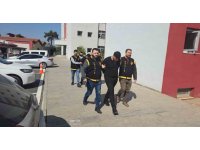 Tamirciden 2 araç çalan hırsızlar başka bir iş yerinde soyguna devam etti