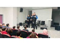 Adana’da öğrencilere akran zorbalığı eğitimi