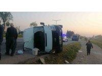 Tarım işçilerini taşıyan minibüs ile kamyonet çarpıştı: 6 yaralı