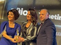 TÜİOSB Başkanı Akyürek Balta’ya ’Yılın Fark Yaratan Kadını’ ödülü