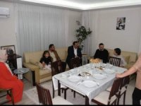 SÜMER İLK FİTARINI ŞEHİT AİLESİYLE YAPTI