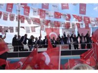 CHP Genel Başkanı Özel, Osmaniye’de partililerle buluştu