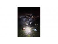 Burdur’da araziye bırakılan otomobil yanarak kullanılamaz hale geldi