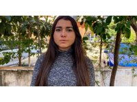 Öğretmenin öğrencisinin ağzını kapatarak çenesini sıkması öğretmen anneyi isyan ettirdi