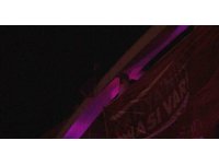 İntihar etmek için çıktığı üst geçitten düşen genç hayatını kaybetti