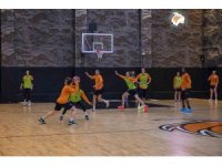 ÇBK Mersin Başantrenörü Yıldızoğlu: "Ülkemizi ve şehrimizi Final Four’da temsil etmek bizim için gurur verici"