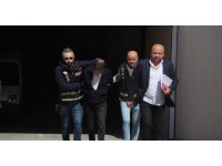Siyasi parti broşürü kavgasında tek kurşunla can verdi