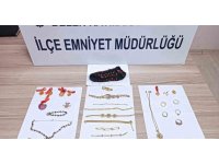 250 bin TL’lik ziynet eşyası çalan 3 şahıs polis ekipleri tarafından yakalandı