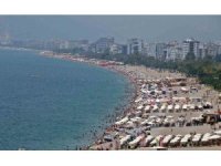 Türkiye turizmde 2024 yılına damga vuracak: "Tarihimizde ilk defa erken rezervasyonda İspanya’nın önüne geçtik"