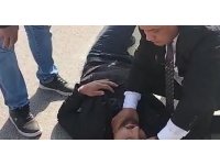 Doktorun otomobiline çarptı, ilk müdahaleyi doktor yaptı