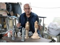 Serpantin taşından ortaya çıkan eserler 500 dolardan başlayan fiyatlarla satılıyor