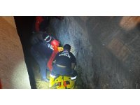 Sulama kanalına düşen sürücüyü itfaiye kurtardı