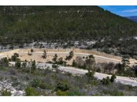 Gülnar’da 8 mahalleyi birbirine bağlayan grup yolu genişletiliyor