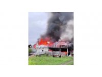 Baraka alevlere teslim oldu