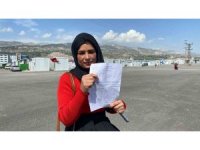 Altınları çalınan depremzede kadın hırsızların yakalanmasını istedi