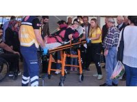 Otomobilin çarpıp kaçtığı yaşlı kadın yaralandı