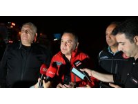 Başkan Böcek: "Teleferikteki 25 kabinde 184 vatandaşımızı kurtarma çalışmaları sürüyor"