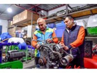 Kendi ekipmanlarını kendileri tamir ederek maliyeti azaltıyorlar