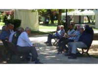 Nisan’da sıcaklık Adana’da rekor seviyeye ulaştı, termometreler 39 dereceyi gösterdi