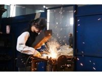 Antalya OSB’den kadınlara özel çelik kaynakçılığı kursu