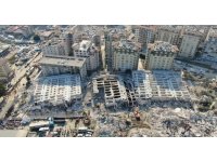 Yüzlerce kişiye mezar olan Rönesans Rezidans’ın ilk duruşması sona erdi