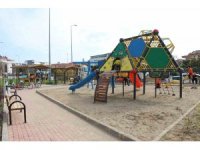 Alanya Belediyesinden Oba Mahallesi’ne yeni çocuk parkı