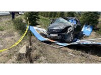 Otomobil tabelaya çarpıp takla attı: 1 ölü