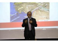 Naci Görür: "Çağdaş toplumlarının yaptığı gibi depreme dirençli yerleşim alanlarını oluşturmak zorundayız"