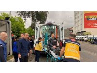 Antalya’da otel servis aracı devrildi: 19 yaralı