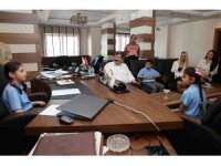 Başkan Yıldız, koltuğunu çocuklara devretti