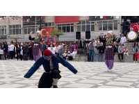 Yöresel oyunlarıyla sosyal medyada izlenme rekorları kıran Çatağıl İlkokulu öğrencileri izleyenleri mest etti