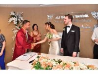 Başkan Kozay, ilk nikahı yabancı damada kıydı