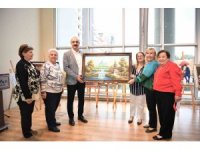 Konyaaltı’nda gönüllülerden resim sergisi