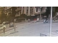 Yayaya çarpmamak için frene basan motosikletli hastanelik oldu