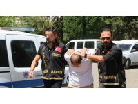 Trafikte tartıştığı adamı eşi ve kızının gözü önünde bıçaklayarak öldüren şahıs tutuklandı