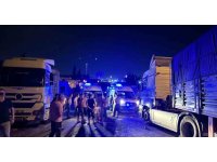Yol kenarında yemek yiyen tır şoförlerinin arasına tır daldı: 5 yaralı