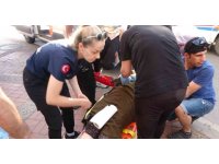 Dakikalarca bekledi, son adımında otomobilin altında kaldı