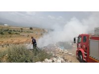Hassa’da çöplük alanda yangın çıktı