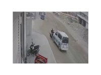 ’Dur’ ihtarına uymadı, polis çarparak durdurdu